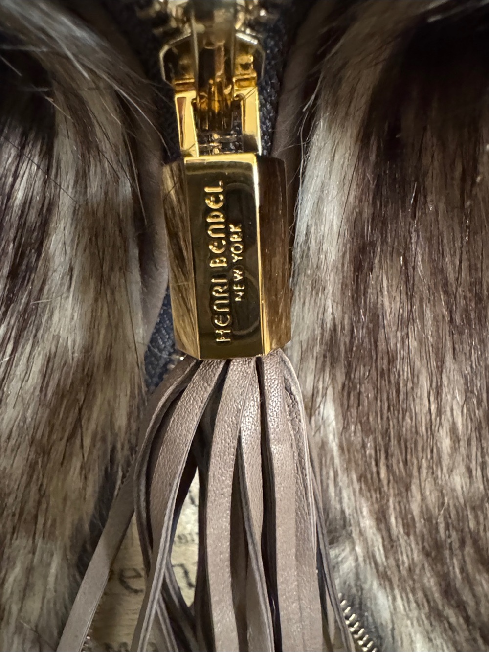 henri bendel Brown Faux Fur & Cashmere Reversible Collar with Tassel Zip Pull - Picture 6 of 14
